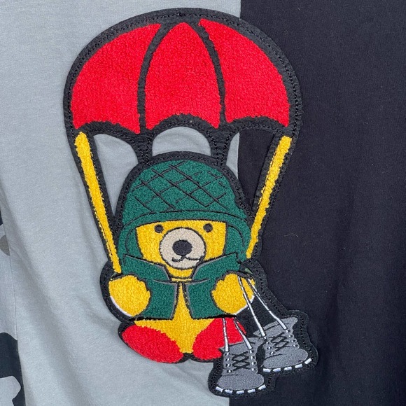 Switch‎ Parachuting Teddy Bear Shirt Mens Medium Black Gray Camo Embroidered - Picture 3 of 12
